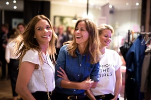 Melly, Frauen, Lachen (bunt)-3